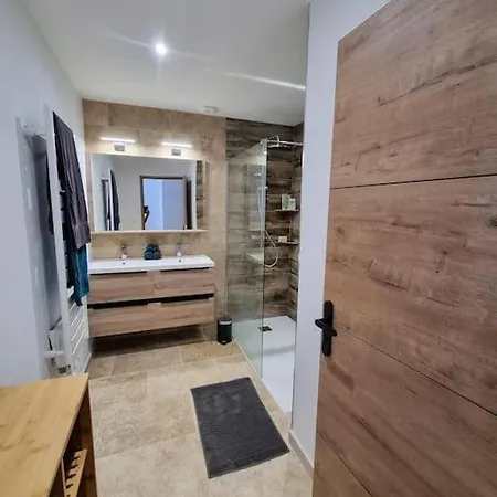 Maison 2 Avec Exterieur Et Jacuzzi Semesterbostad *